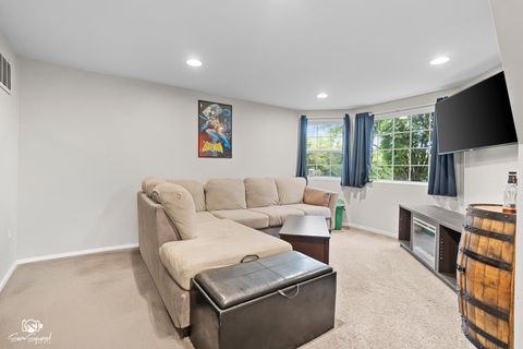 Tiny photo for 311 Hidden Creek Lane #311, North Aurora, IL 60542 (MLS # 12491661)