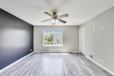 Tiny photo for 39111 N Aberdeen Lane #39111, Beach Park, IL 60087 (MLS # 12377123)