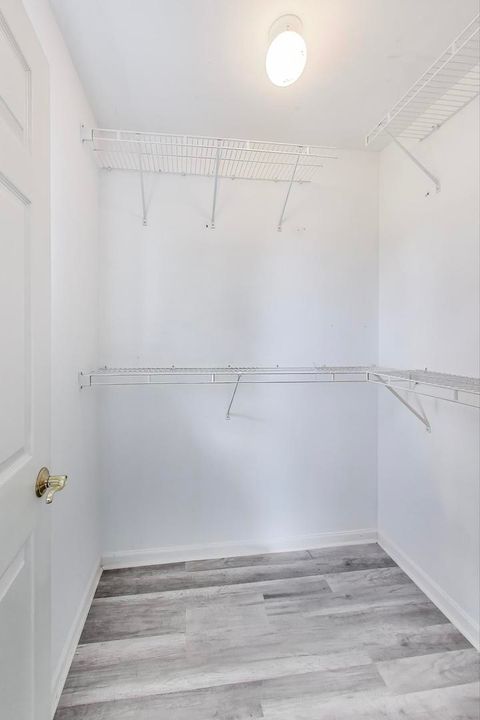 Tiny photo for 39111 N Aberdeen Lane #39111, Beach Park, IL 60087 (MLS # 12377123)