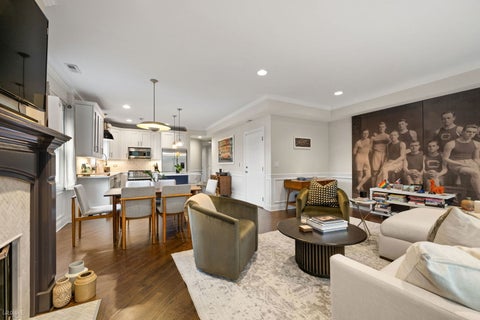 Tiny photo for 1547 N Hudson Avenue #3, Chicago, IL 60610 (MLS # 12751067)