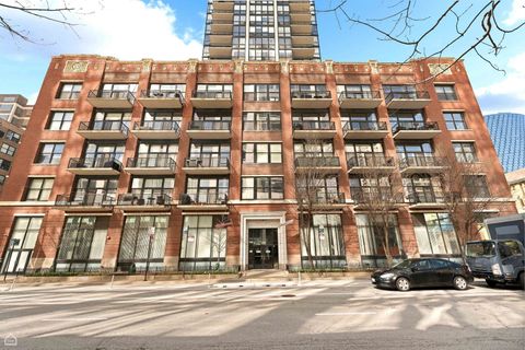 210 S Desplaines Street 807 Chicago IL 60661