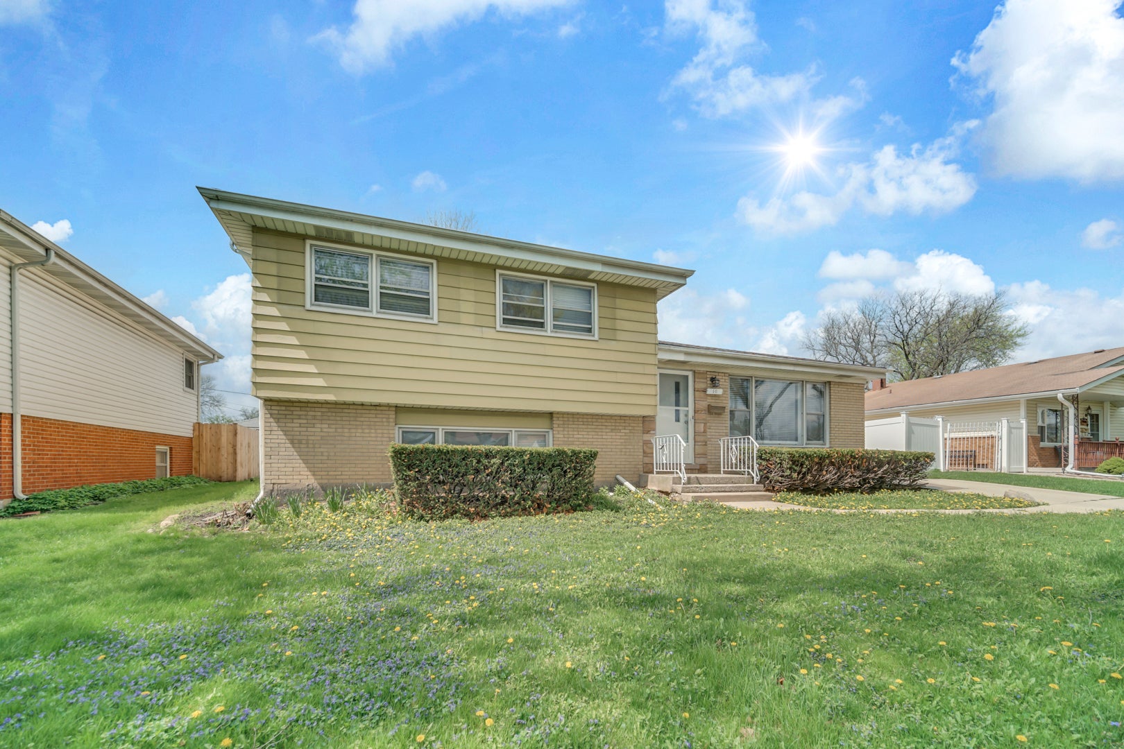 10 N ADAMS Drive