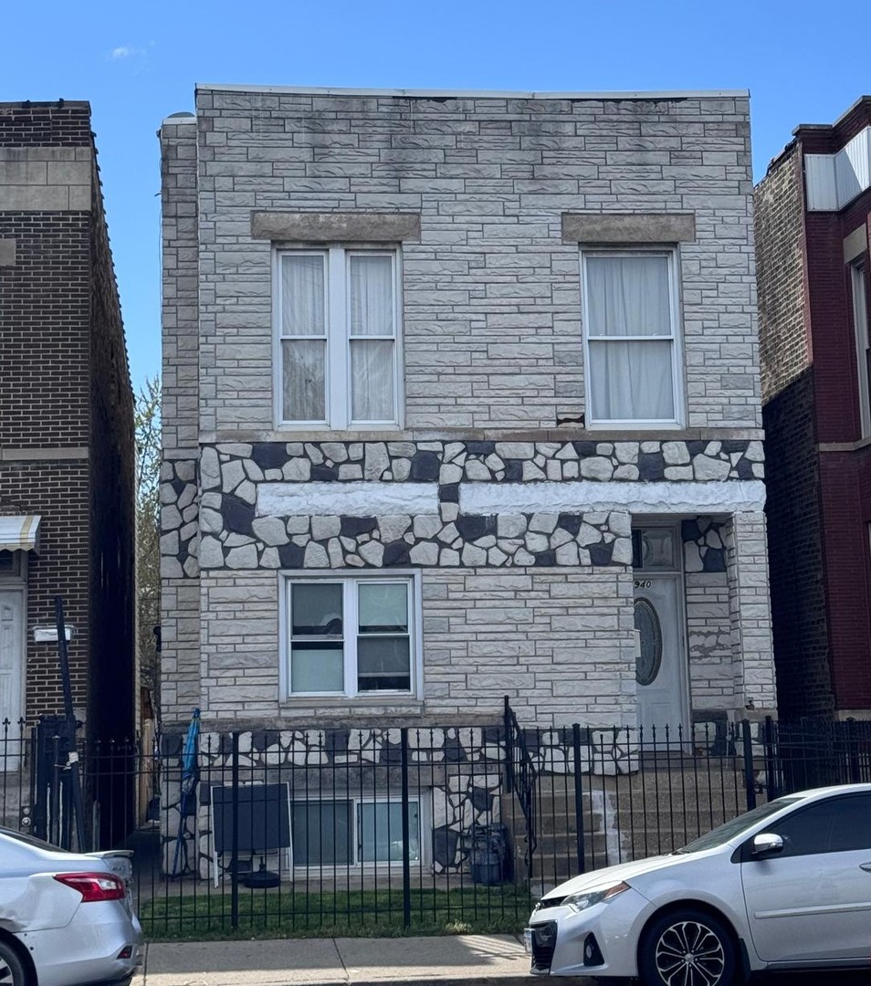 1940 N Pulaski Road