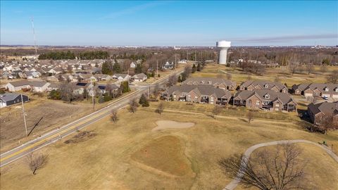 Tiny photo for 28 Prairie Vista Court, Bloomington, IL 61704 (MLS # 12578480)