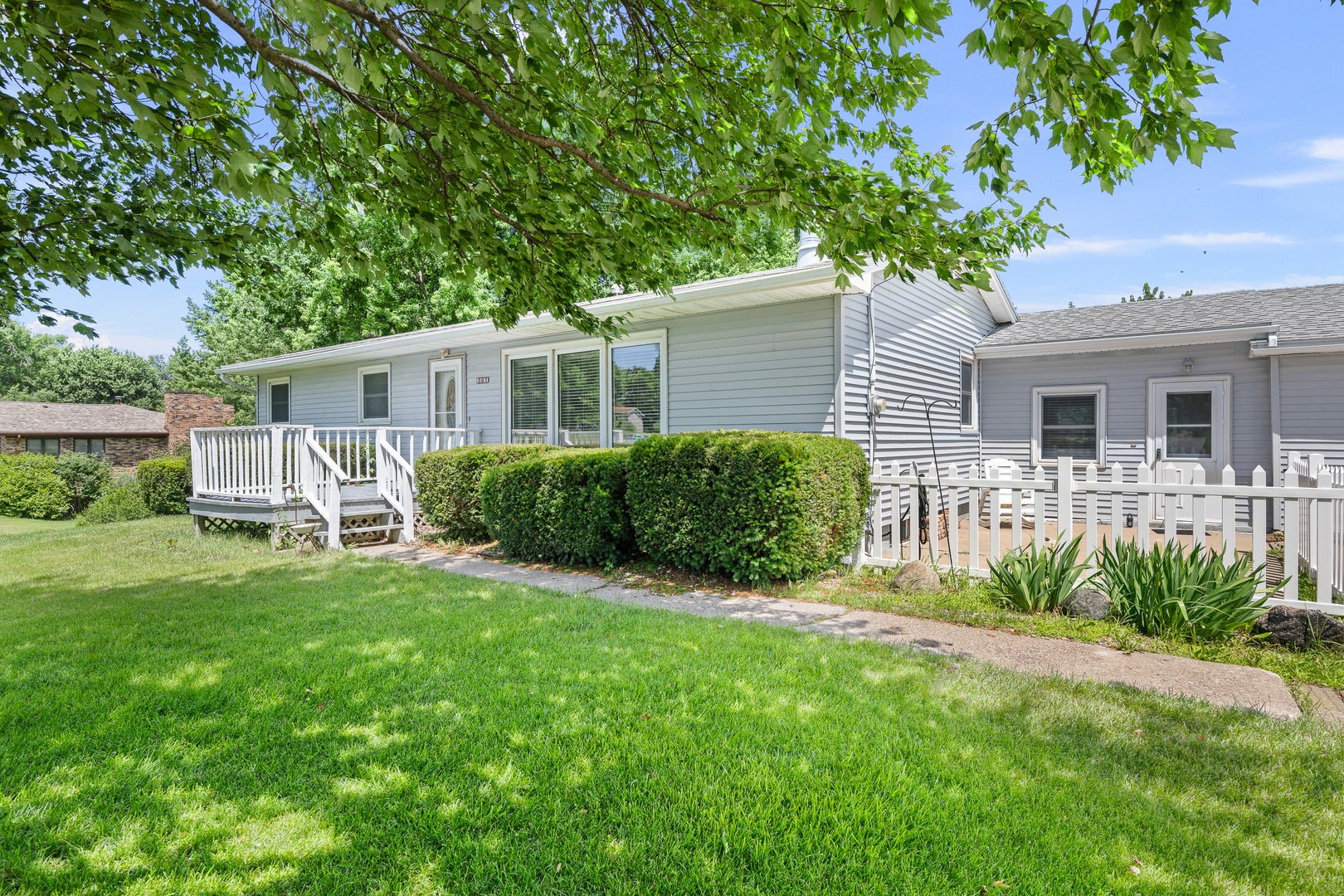 507 W Main Street W