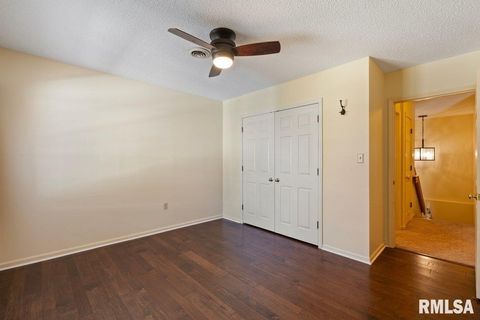 Tiny photo for 1104 KIMBERLY Road #602, Bettendorf, IA 52722 (MLS # QC4269128)