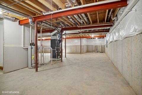 Tiny photo for 239 Stonington Drive, Bloomingdale, IL 60108 (MLS # 12558910)