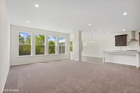 Tiny photo for 239 Stonington Drive, Bloomingdale, IL 60108 (MLS # 12558910)