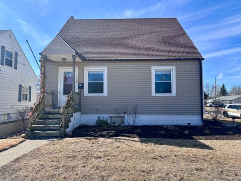 Tiny photo for 1825 18th Avenue, Sterling, IL 61081 (MLS # 12577374)