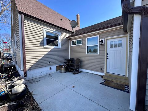 Tiny photo for 1825 18th Avenue, Sterling, IL 61081 (MLS # 12577374)