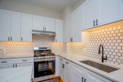 Tiny photo for 6642 S Drexel Avenue, Chicago, IL 60637 (MLS # 12746791)
