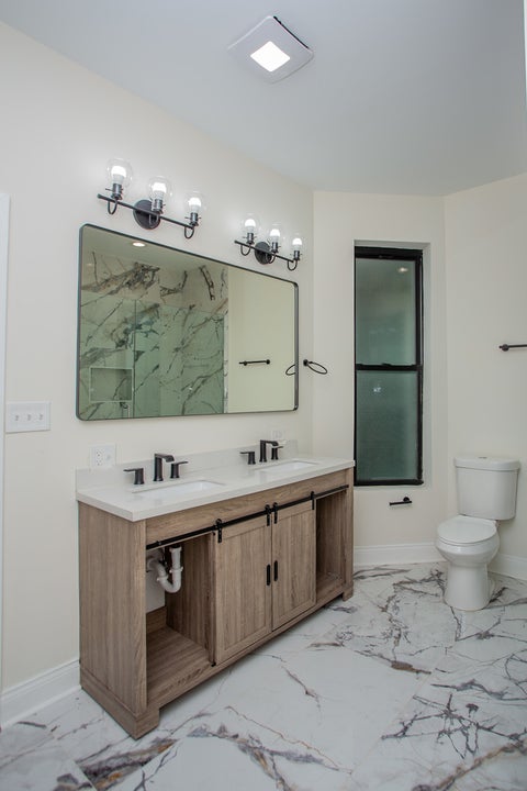 Tiny photo for 6642 S Drexel Avenue, Chicago, IL 60637 (MLS # 12746791)