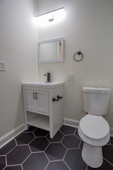 Tiny photo for 6642 S Drexel Avenue, Chicago, IL 60637 (MLS # 12746791)