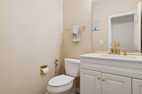 Tiny photo for 1618 Astor Avenue, Oakbrook Terrace, IL 60181 (MLS # 12585587)