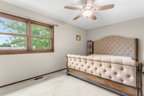 Tiny photo for 119 Garland Court, Glendale Heights, IL 60139 (MLS # 12760526)