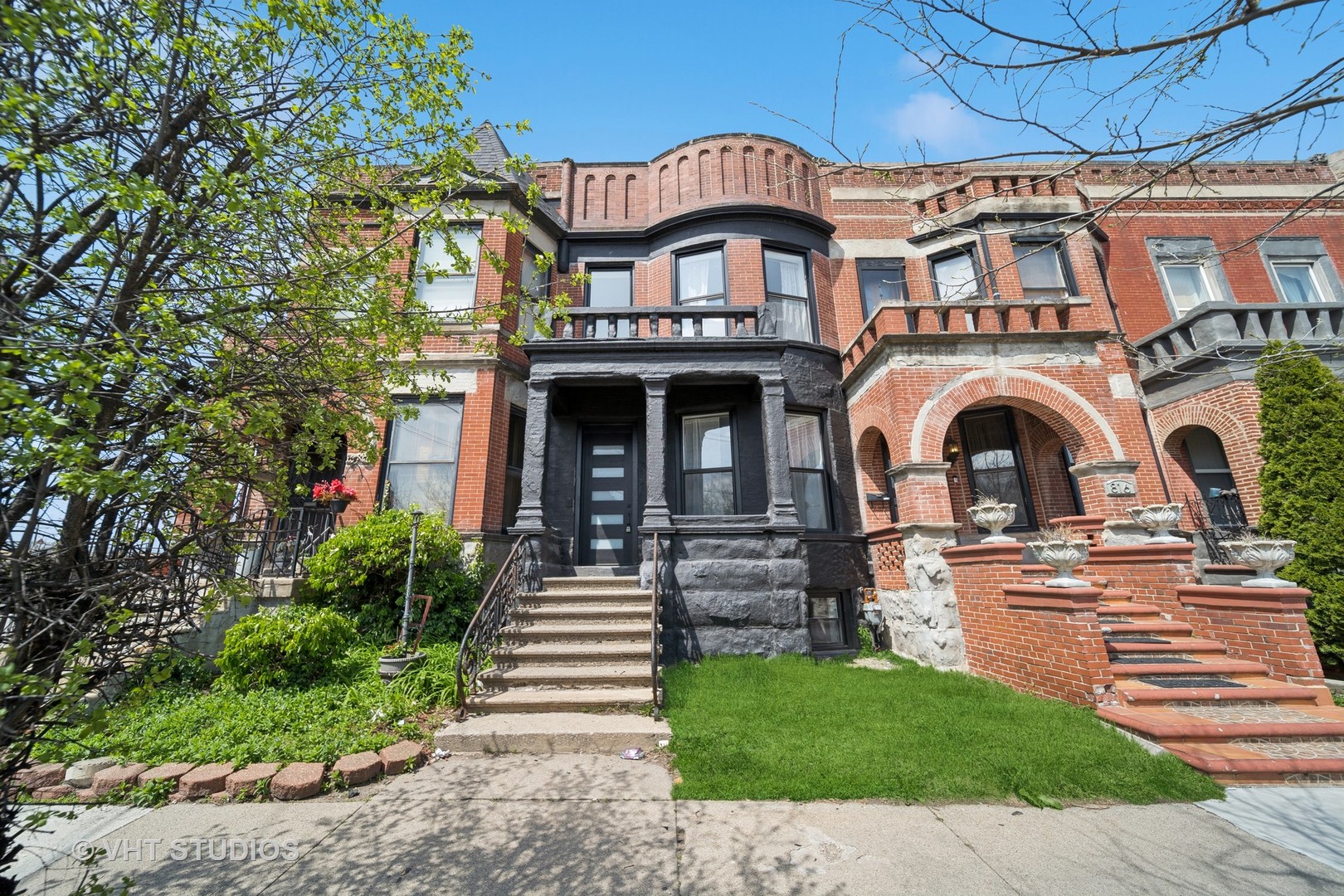 814 E 48th Street