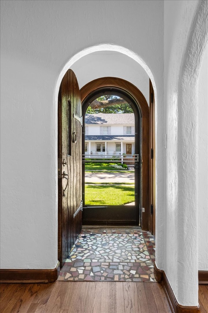 304 Laurel Avenue