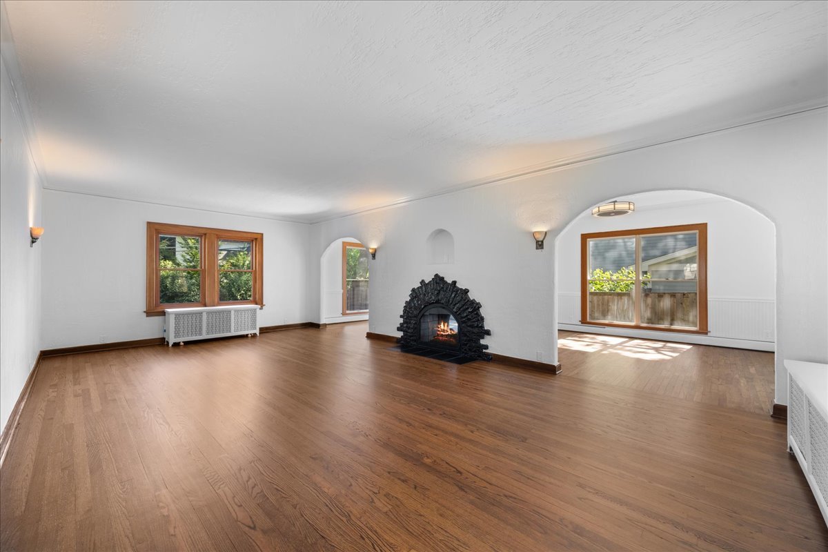 304 Laurel Avenue