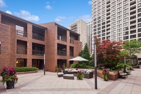 Tiny photo for 1000 N State Street #14, Chicago, IL 60610 (MLS # 12466140)