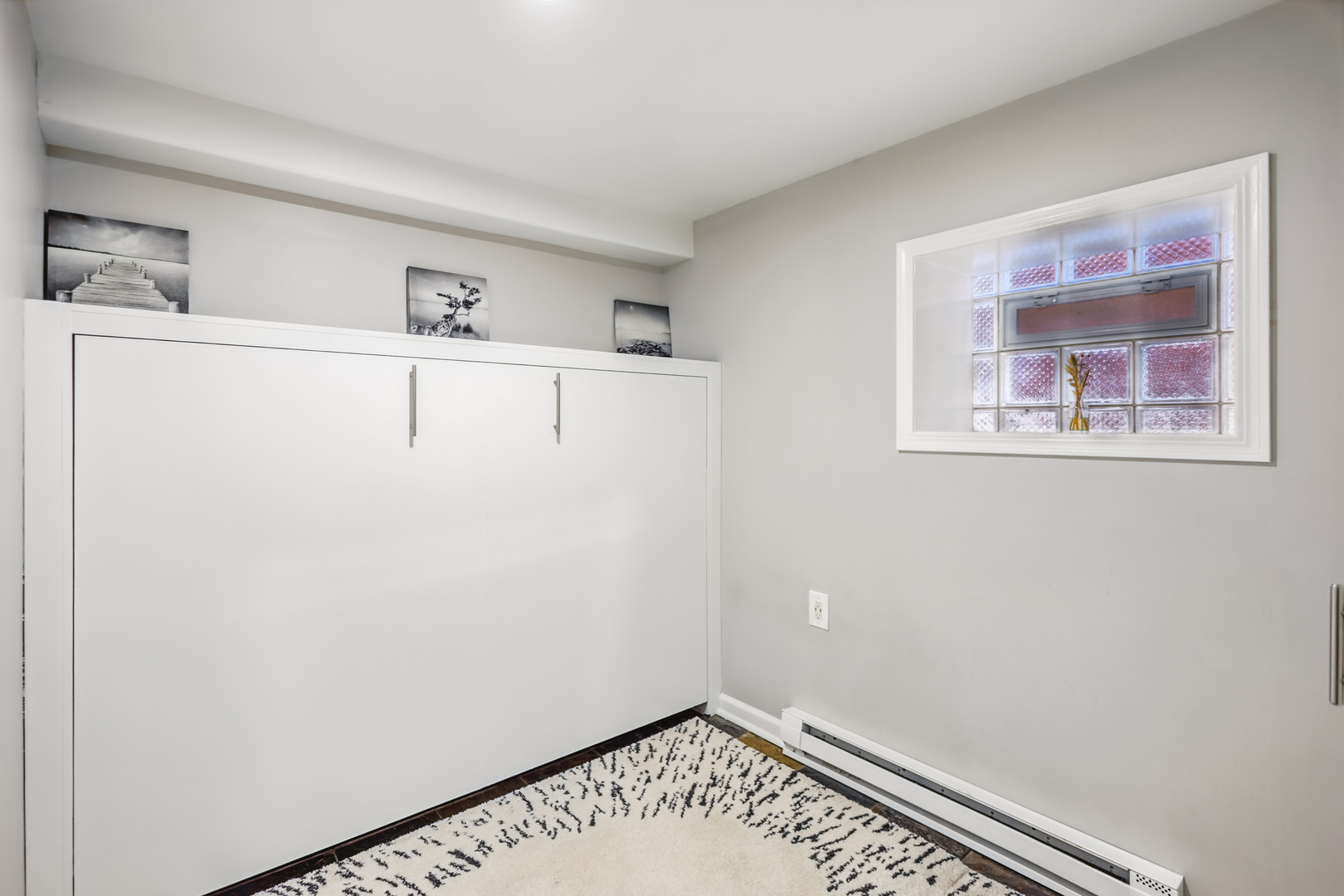 Chicago, Illinois 60647, United States, 3 Bedrooms Bedrooms, ,2 BathroomsBathrooms,Residential,Active,227065