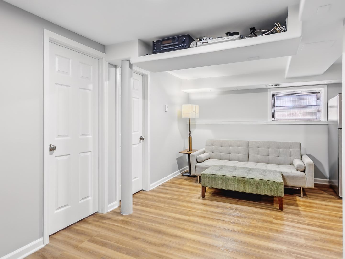 Chicago, Illinois 60647, United States, 3 Bedrooms Bedrooms, ,2 BathroomsBathrooms,Residential,Active,227065