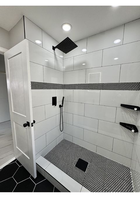 Tiny photo for 5519 S Nashville Avenue, Chicago, IL 60638 (MLS # 12570225)