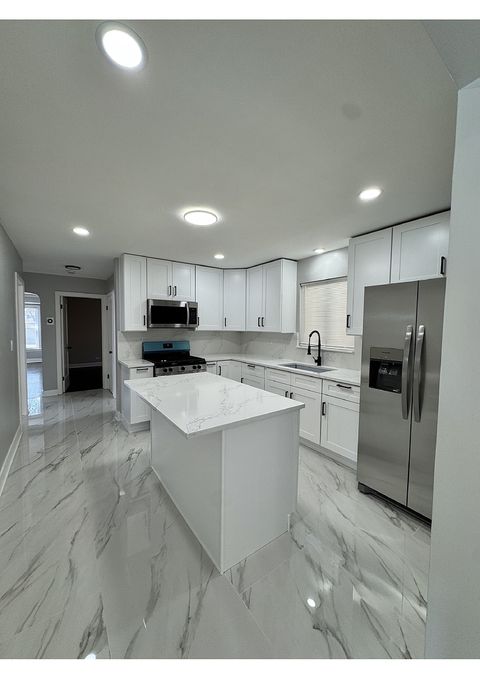 Tiny photo for 5519 S Nashville Avenue, Chicago, IL 60638 (MLS # 12570225)