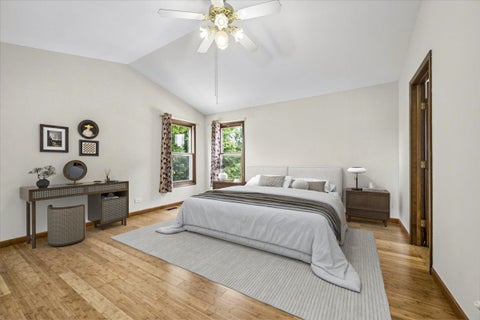 Tiny photo for 140 N Fiore Parkway, Vernon Hills, IL 60061 (MLS # 12759259)
