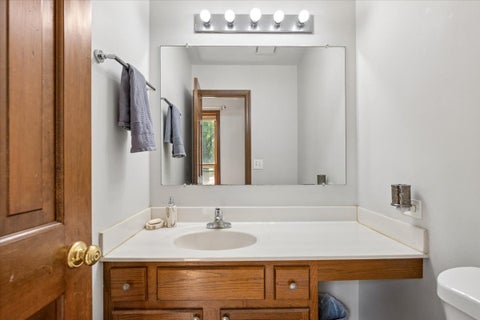 Tiny photo for 140 N Fiore Parkway, Vernon Hills, IL 60061 (MLS # 12759259)