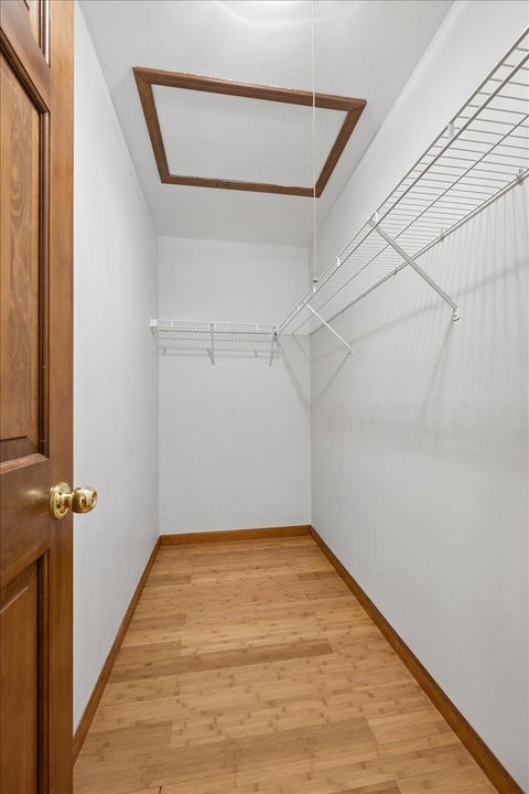 Tiny photo for 140 N Fiore Parkway, Vernon Hills, IL 60061 (MLS # 12759259)