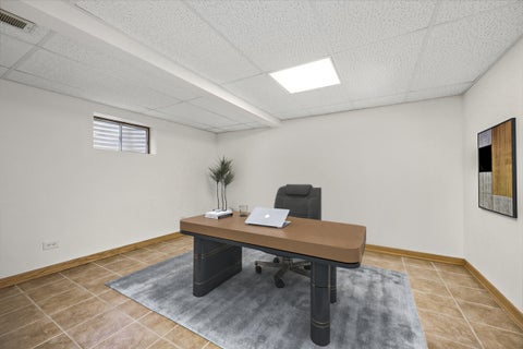 Tiny photo for 140 N Fiore Parkway, Vernon Hills, IL 60061 (MLS # 12759259)