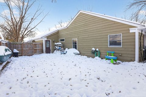 Tiny photo for 39 Cayman Drive, Montgomery, IL 60538 (MLS # 12529054)