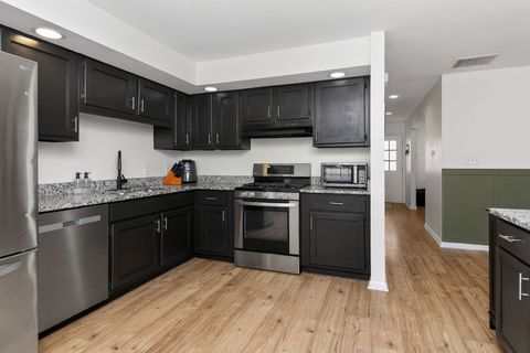 Tiny photo for 39 Cayman Drive, Montgomery, IL 60538 (MLS # 12529054)