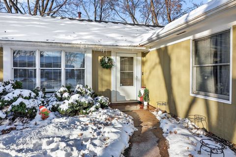Tiny photo for 39 Cayman Drive, Montgomery, IL 60538 (MLS # 12529054)