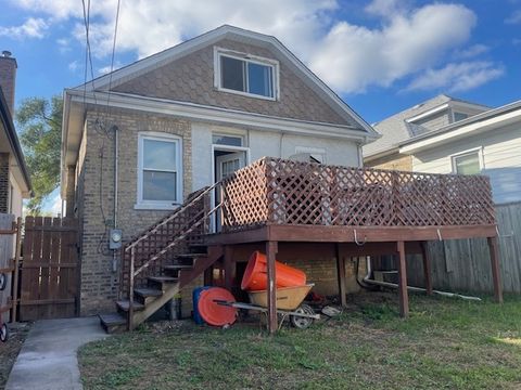 Tiny photo for 2525 Davisson Street, River Grove, IL 60171 (MLS # 12503941)