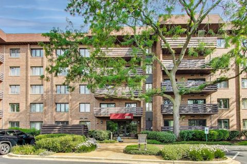 2020 Chestnut Avenue 312 Glenview IL 60025