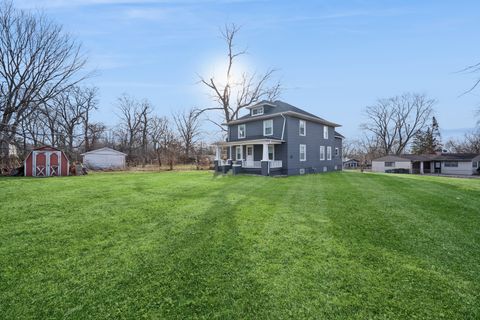 Tiny photo for 9 Center Road, Streamwood, IL 60107 (MLS # 12570917)