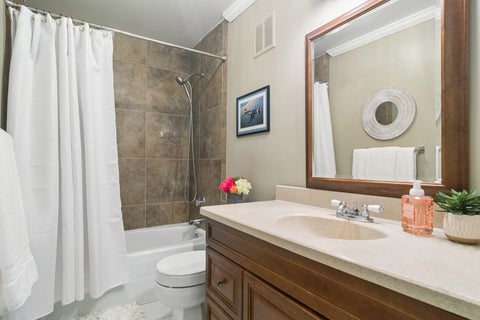 Tiny photo for 1405 E Central Road #218C, Arlington Heights, IL 60005 (MLS # 12675927)