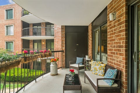 Tiny photo for 1405 E Central Road #218C, Arlington Heights, IL 60005 (MLS # 12675927)