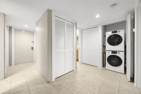 Tiny photo for 2066 Saint Johns Avenue #404, Highland Park, IL 60035 (MLS # 12503161)