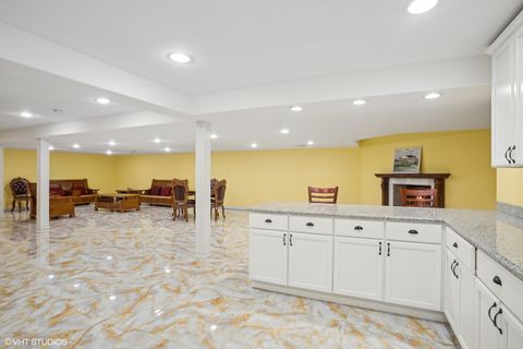 Tiny photo for 46 Hamilton Lane, Oak Brook, IL 60523 (MLS # 12579002)