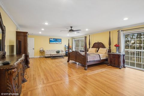 Tiny photo for 46 Hamilton Lane, Oak Brook, IL 60523 (MLS # 12579002)