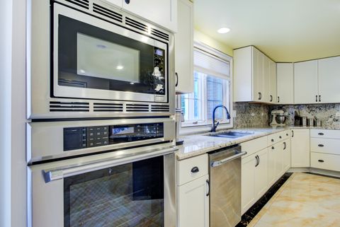 Tiny photo for 46 Hamilton Lane, Oak Brook, IL 60523 (MLS # 12579002)