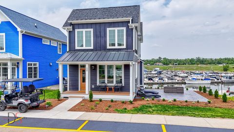 Tiny photo for 208 Leeward Way, Ottawa, IL 61350 (MLS # 12434971)