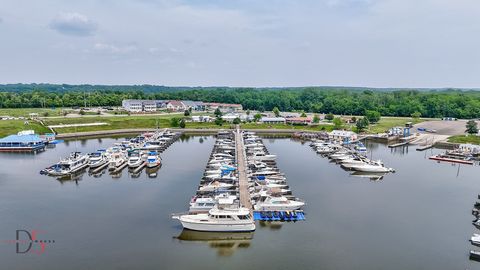 Tiny photo for 208 Leeward Way, Ottawa, IL 61350 (MLS # 12434971)