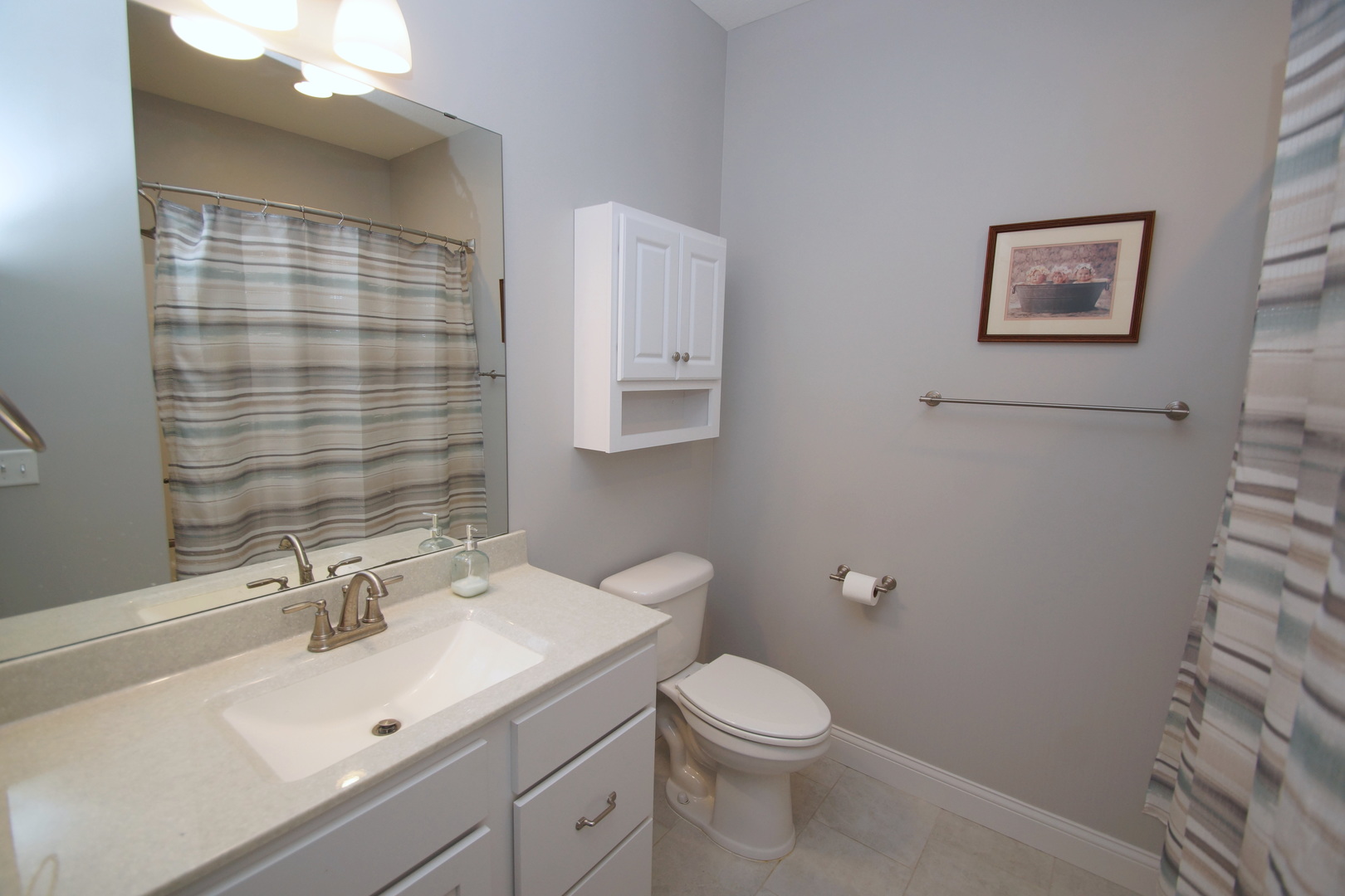 5589 E CREEKSIDE Lane -