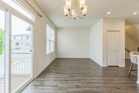 Tiny photo for 4138 Irving Road, Aurora, IL 60504 (MLS # 12381498)