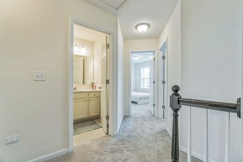 Tiny photo for 4138 Irving Road, Aurora, IL 60504 (MLS # 12381498)