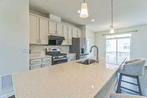 Tiny photo for 4138 Irving Road, Aurora, IL 60504 (MLS # 12381498)