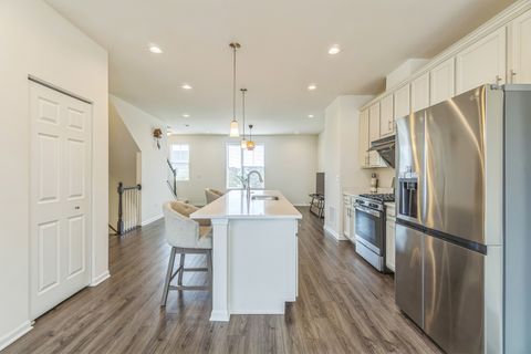 Tiny photo for 4138 Irving Road, Aurora, IL 60504 (MLS # 12381498)